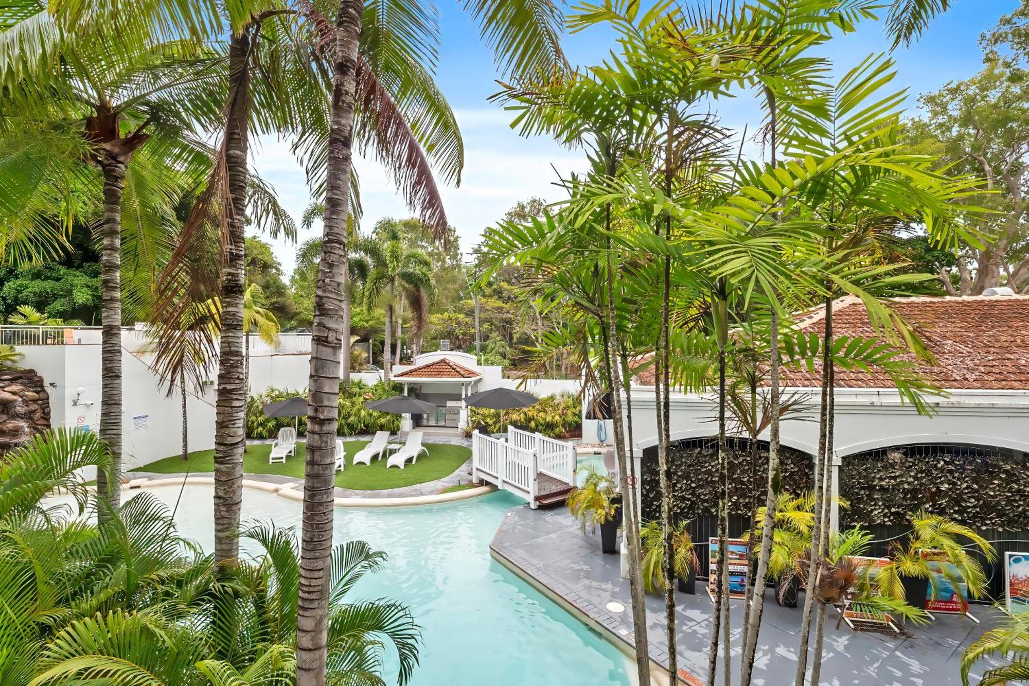 Alassio Beachfront Apartments Palm Cove Phòng bức ảnh