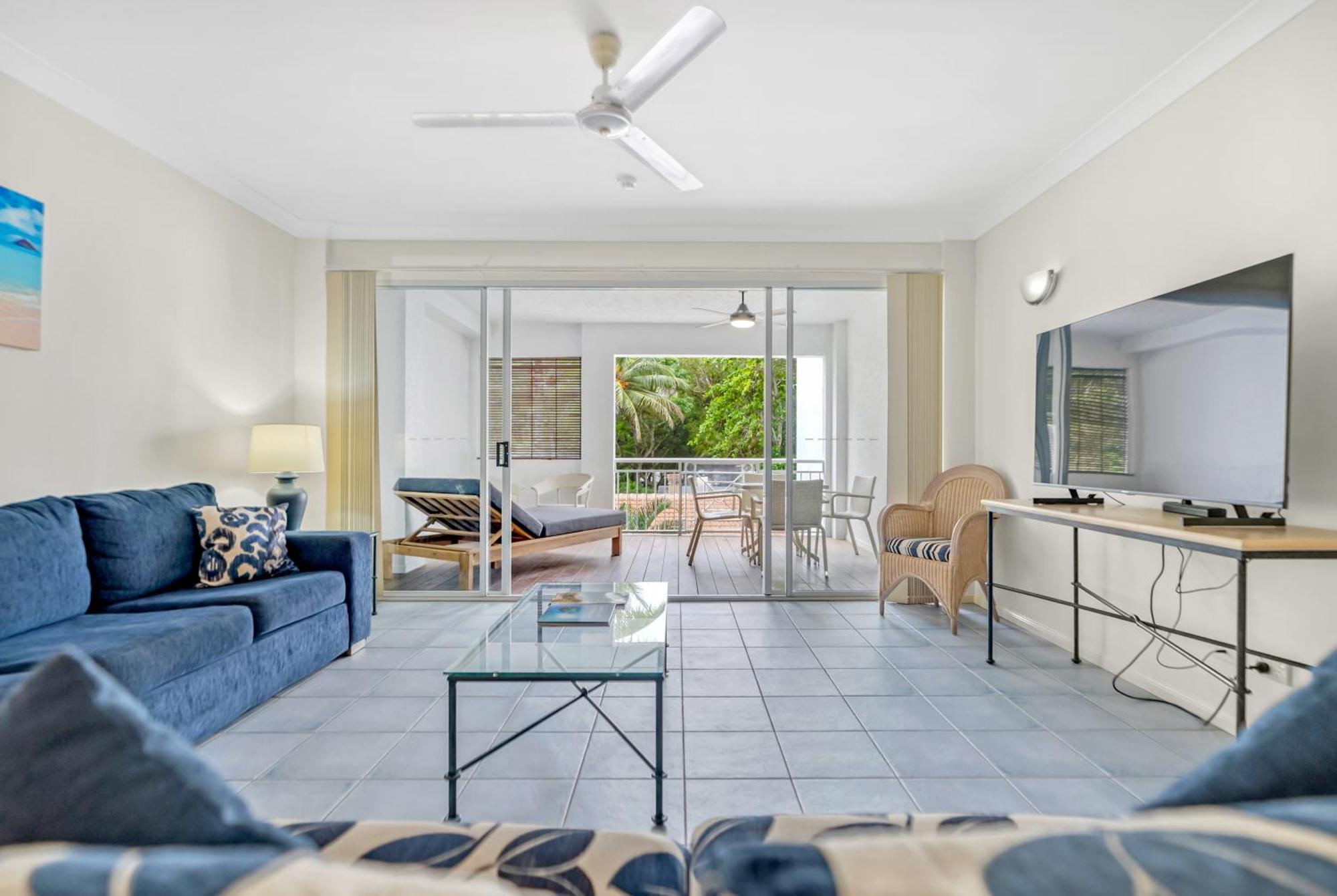 Alassio Beachfront Apartments Palm Cove Phòng bức ảnh