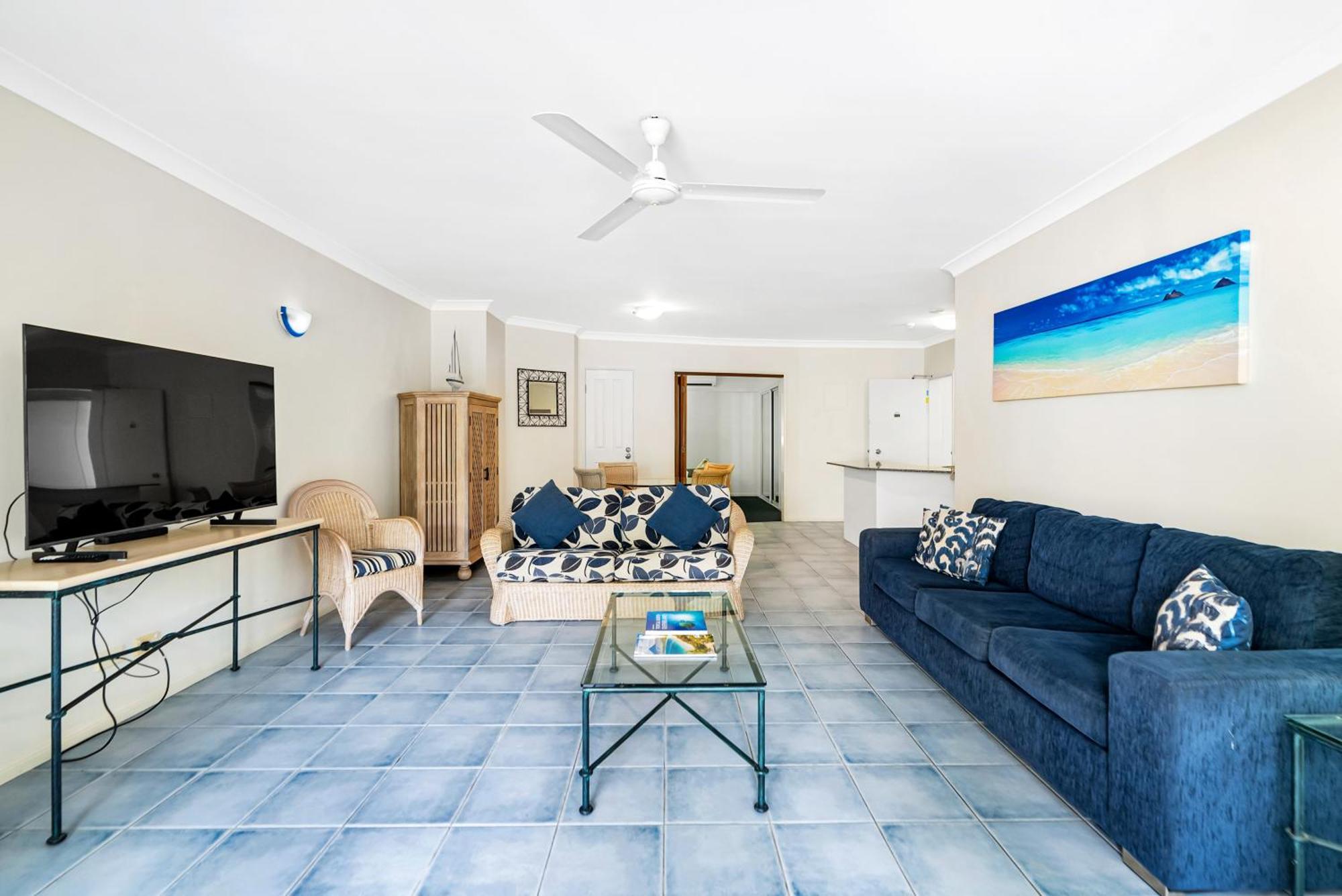 Alassio Beachfront Apartments Palm Cove Phòng bức ảnh